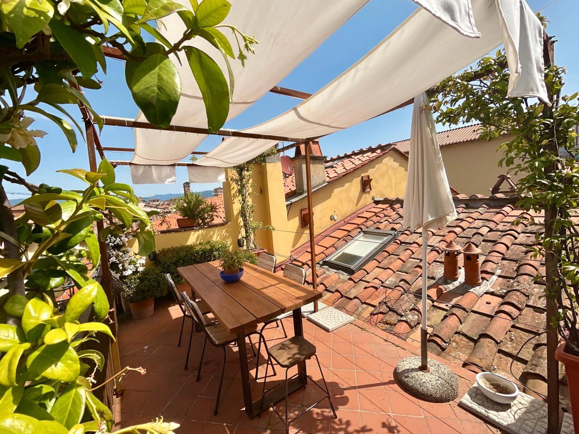 La Terrazza Di Sofia Apartment Lucca Luaran gambar